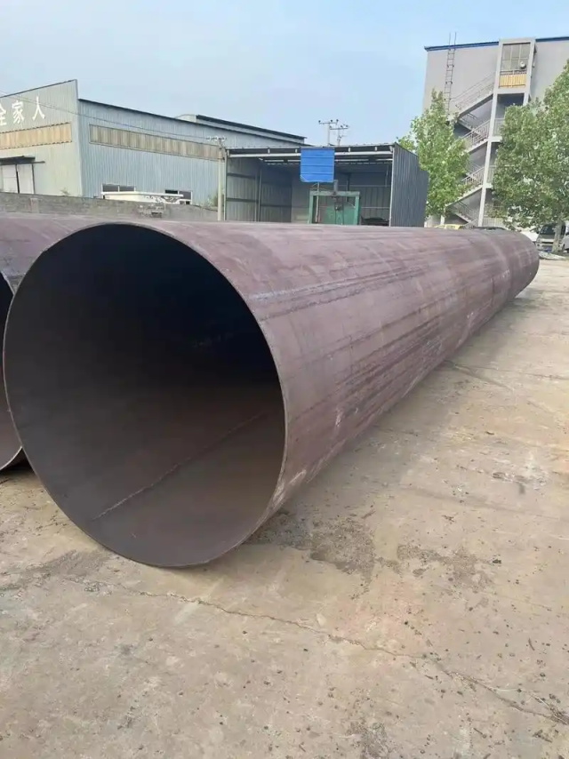 卧龙大口径12Cr1MoVG无缝钢管